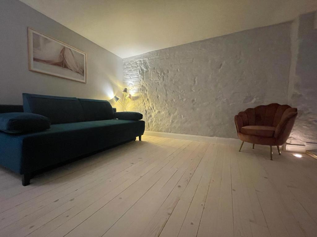 Huoneisto Budget Apartment In Old City