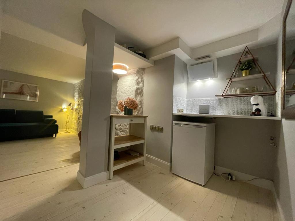 Huoneisto Budget Apartment In Old City